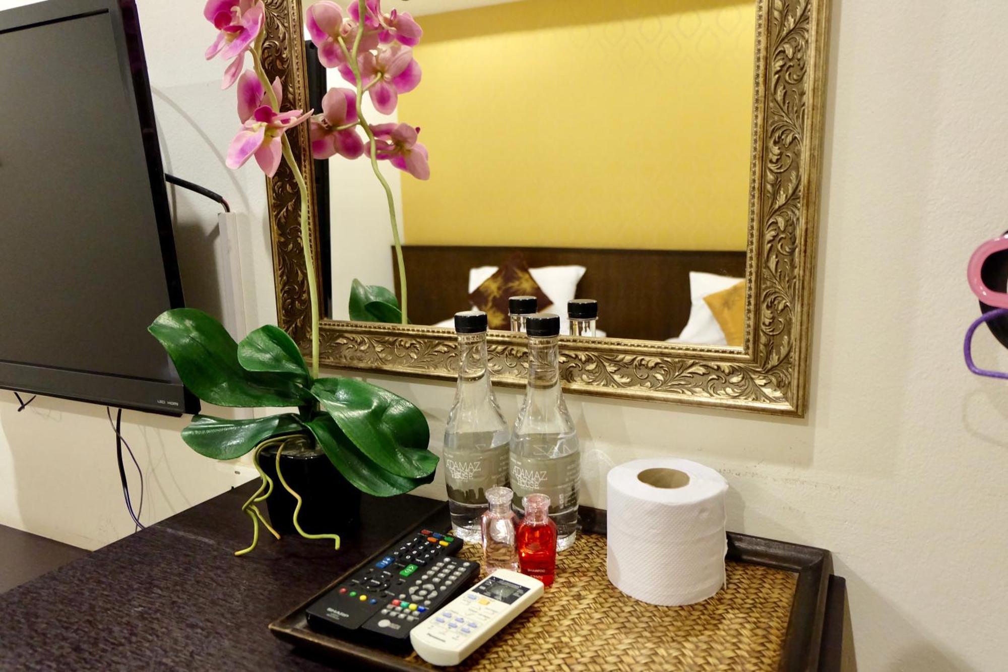 Adamaz House Hotel Bangkok Eksteriør billede
