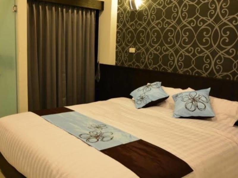 Adamaz House Hotel Bangkok Eksteriør billede
